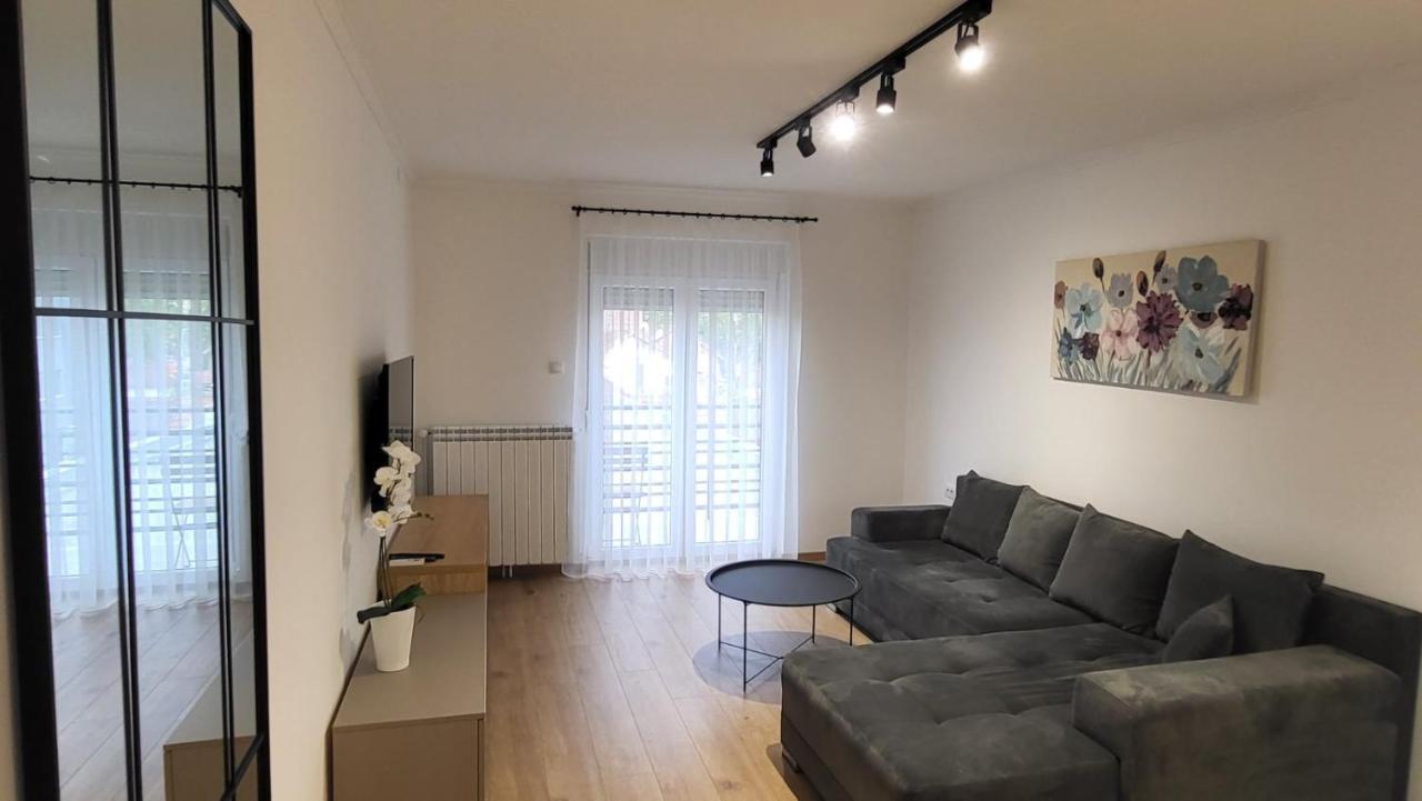 Apartments Spring Čačak Dış mekan fotoğraf