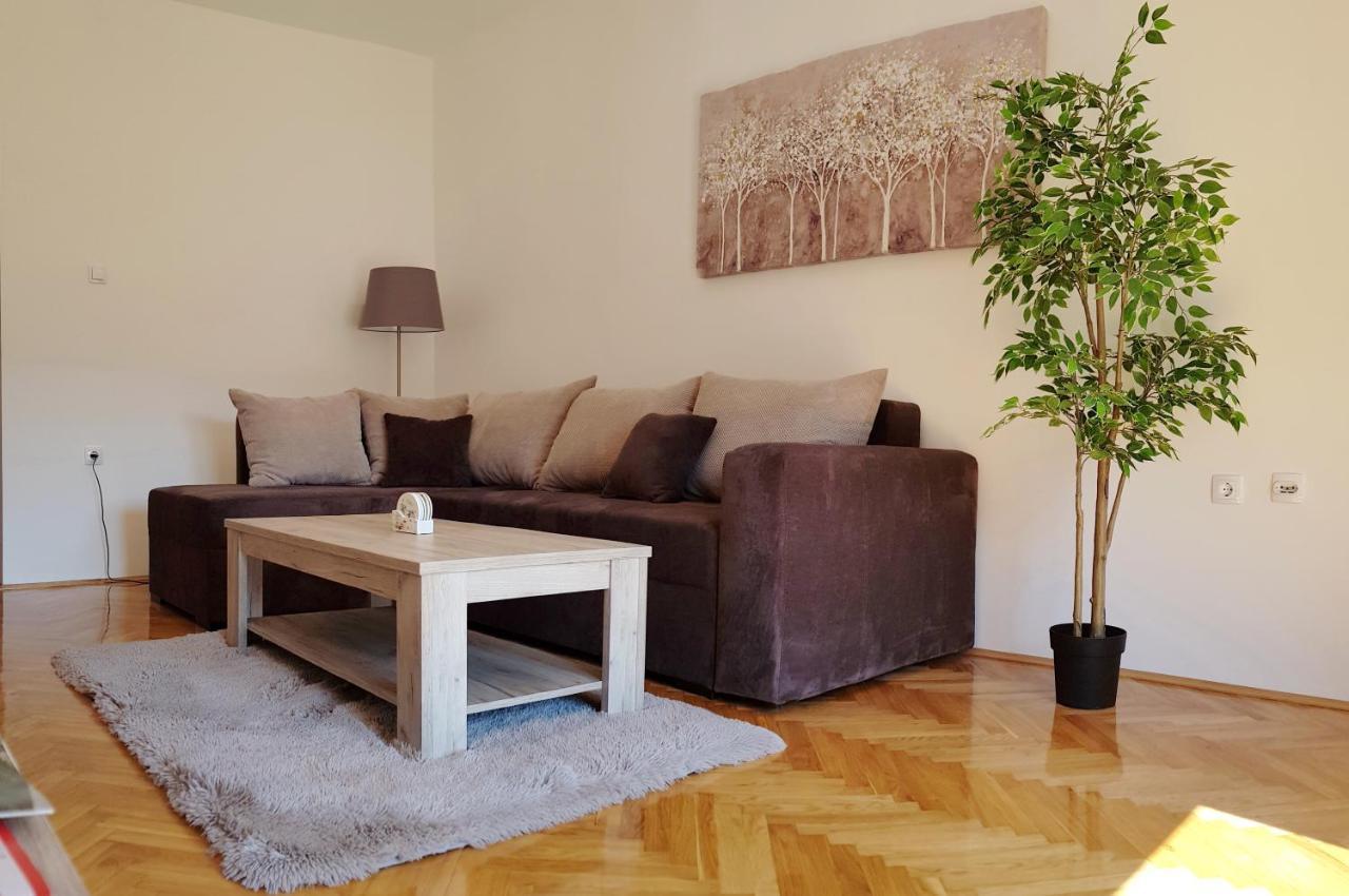 Apartments Spring Čačak Dış mekan fotoğraf