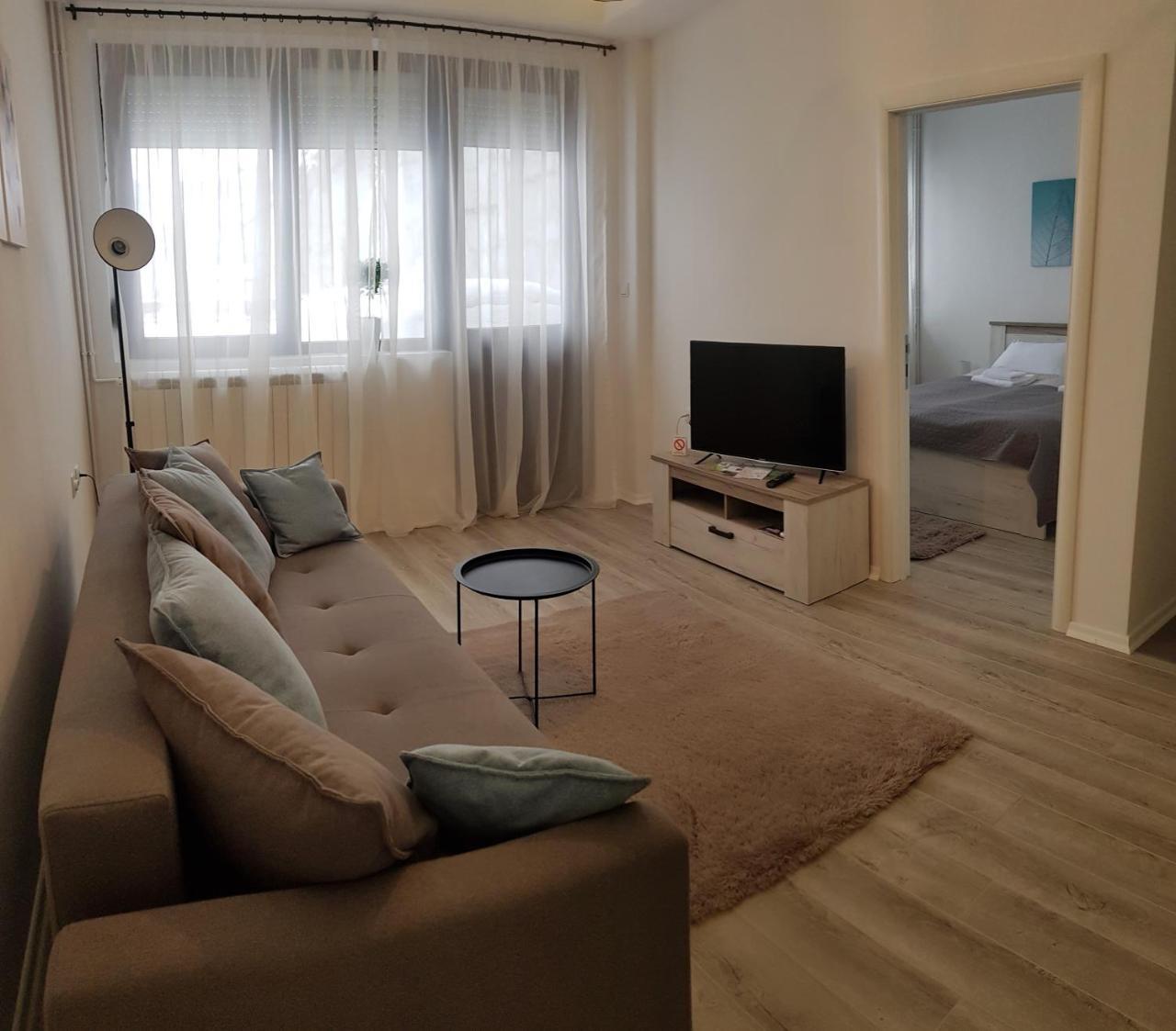 Apartments Spring Čačak Dış mekan fotoğraf